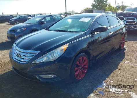 2011 Hyundai Sonata Se z USA, uszkodzony, nr VIN 5NPEC4AC6BH063073